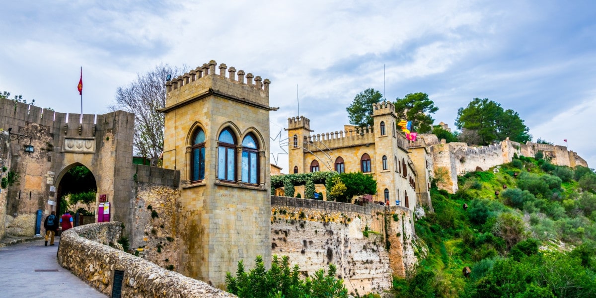 Xàtiva: Descubre la Fortaleza y el Legado de los Borgia